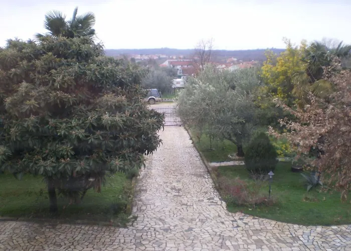 Licul Modern Retreat Nyaraló